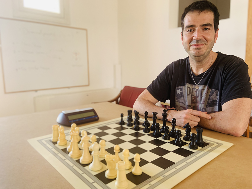 Els escacs tornen a jugar a Menorca amb el II Open Chess – El Iris.cat –  Digital d'informació i cultura